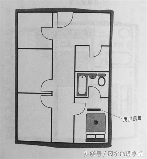 床尾對廁所化解|廁所對床如何化解？風水專家教你化解沖床煞，擺脫睡不好、健康。